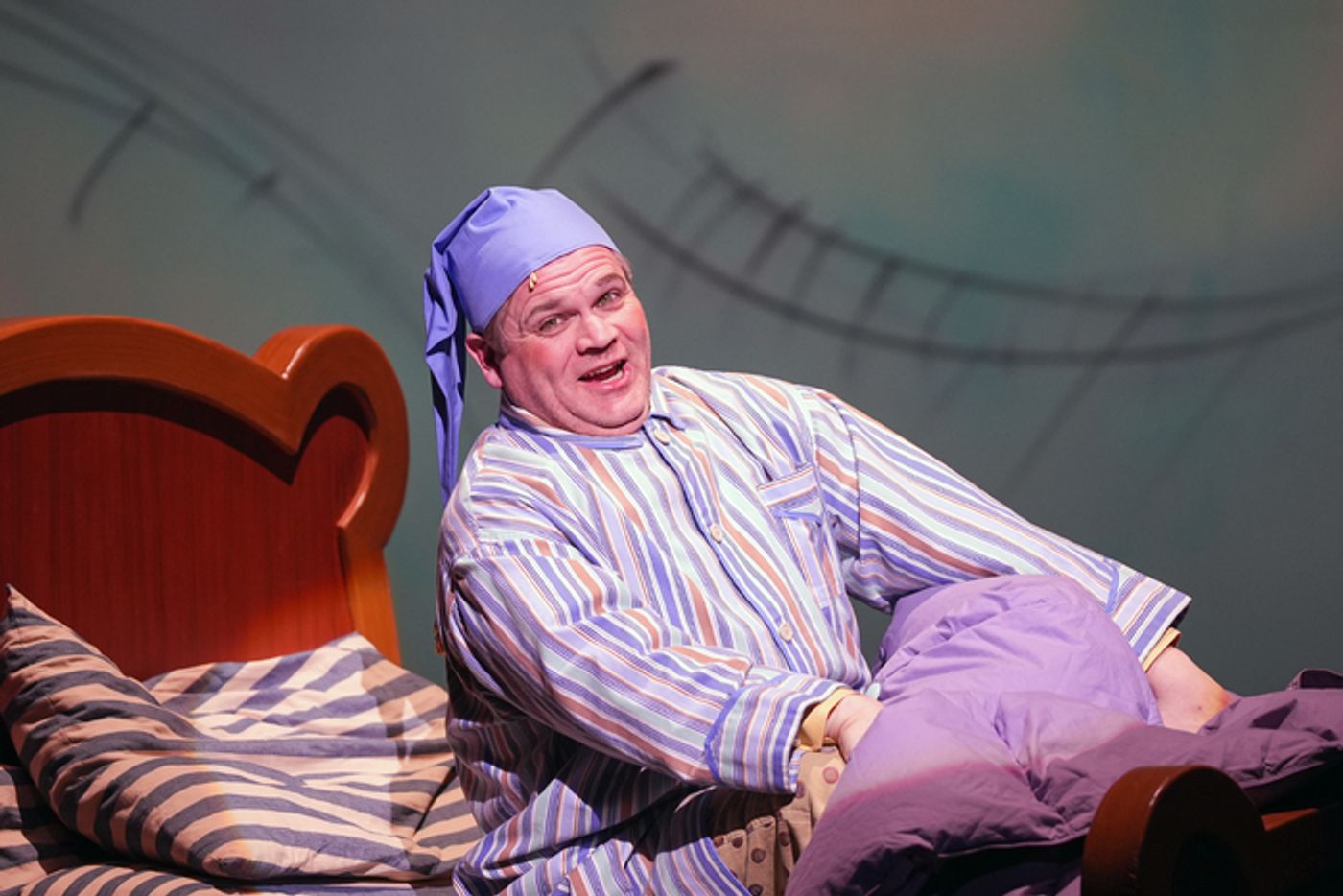 Photos: First Look at A YEAR WITH FROG AND TOAD at Children's Theatre Company  Image