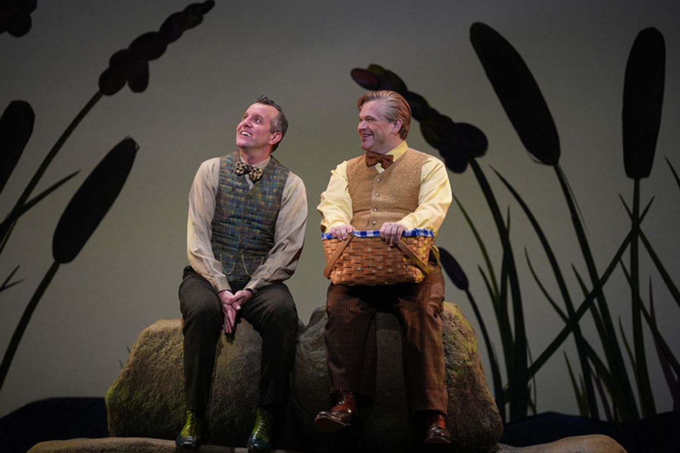 Photos: First Look at A YEAR WITH FROG AND TOAD at Children's Theatre Company  Image