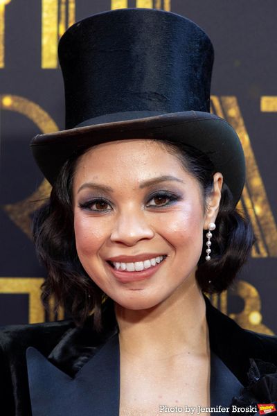 Eva Noblezada Photo
