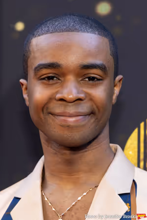 Curtis Holland @ BroadwayWorld Curtis Holland Photo