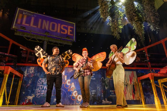 Photos: First Look at ILLINOISE on Broadway — photo 1 of 10