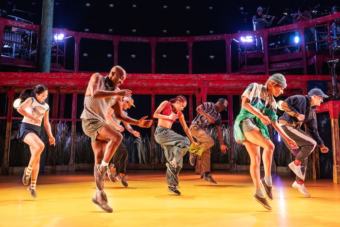 Photos: First Look at ILLINOISE on Broadway — photo 3 of 10