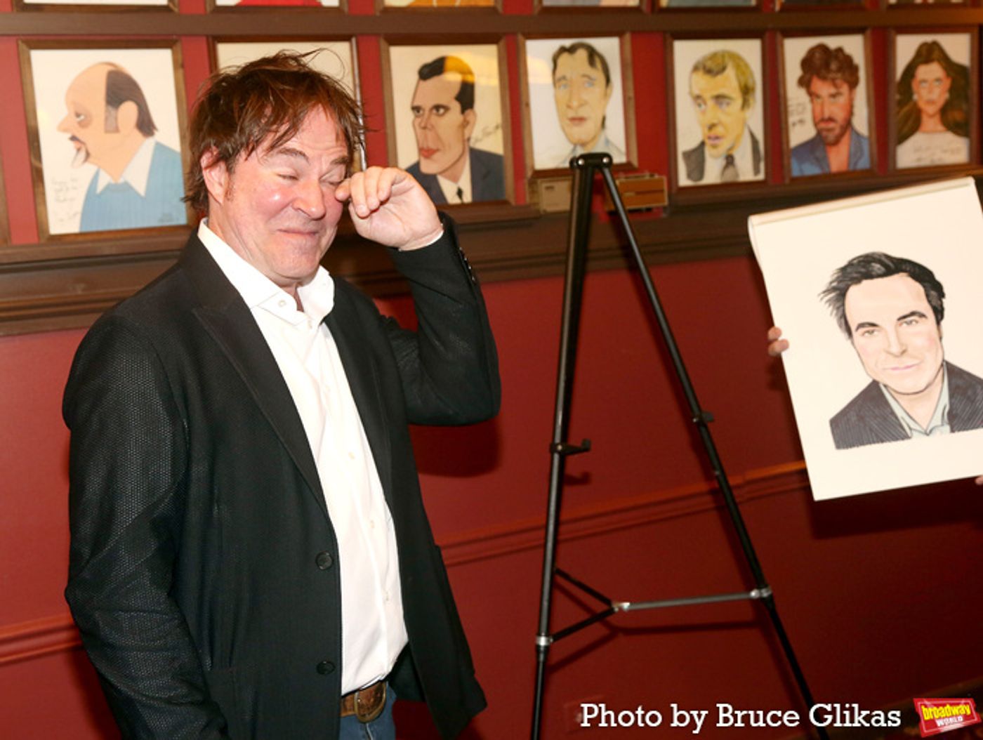 Photos: BACK TO THE FUTURE's Roger Bart Has Sardi's Caricature Unveiled  Image