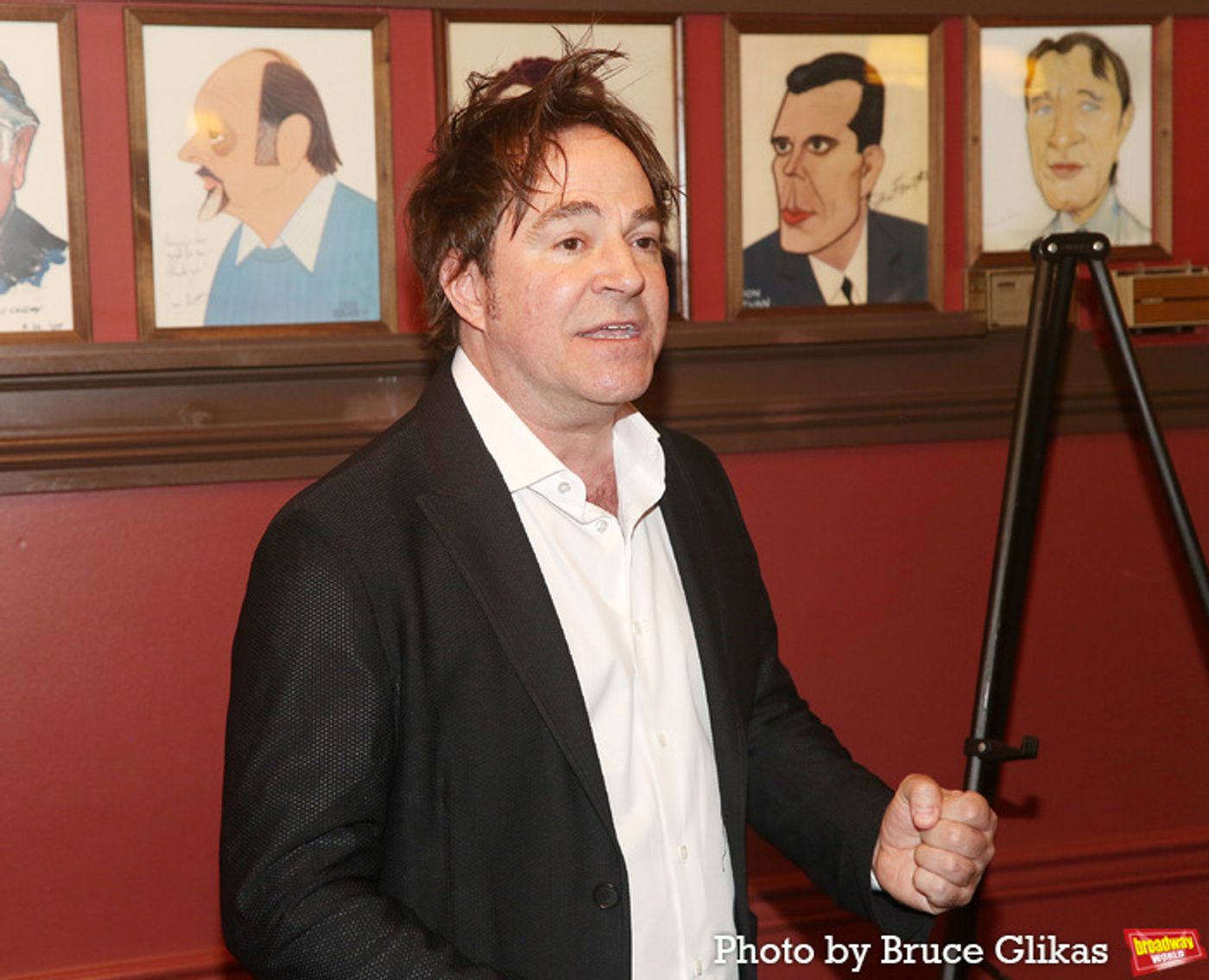 Photos: BACK TO THE FUTURE's Roger Bart Has Sardi's Caricature Unveiled  Image