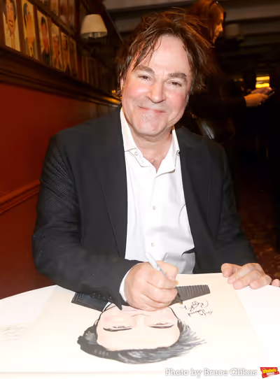 Roger Bart  Photo