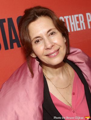 Jessica Hecht Photo