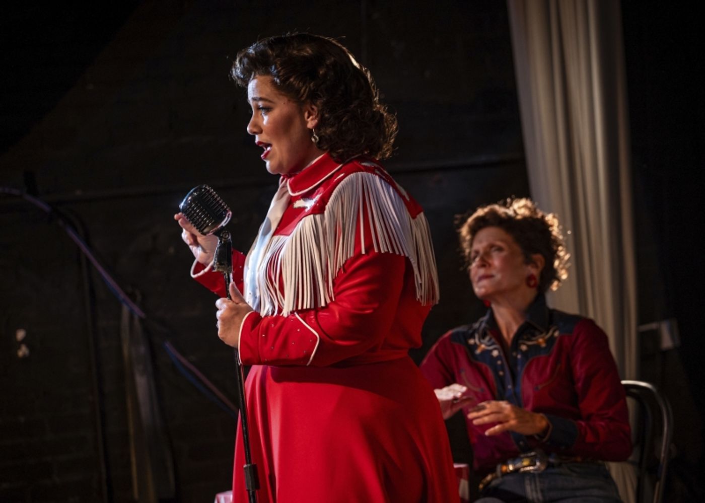 Review: ALWAYS...PATSY CLINE at Garden Theatre  Image