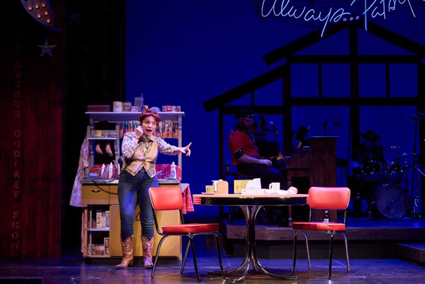 Photos: First Look at Great Lakes Theater's ALWAYS...PATSY CLINE  Image