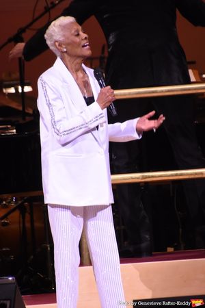 Dionne Warwick Photo