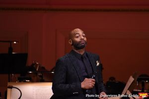 Brandon Victor Dixon Photo