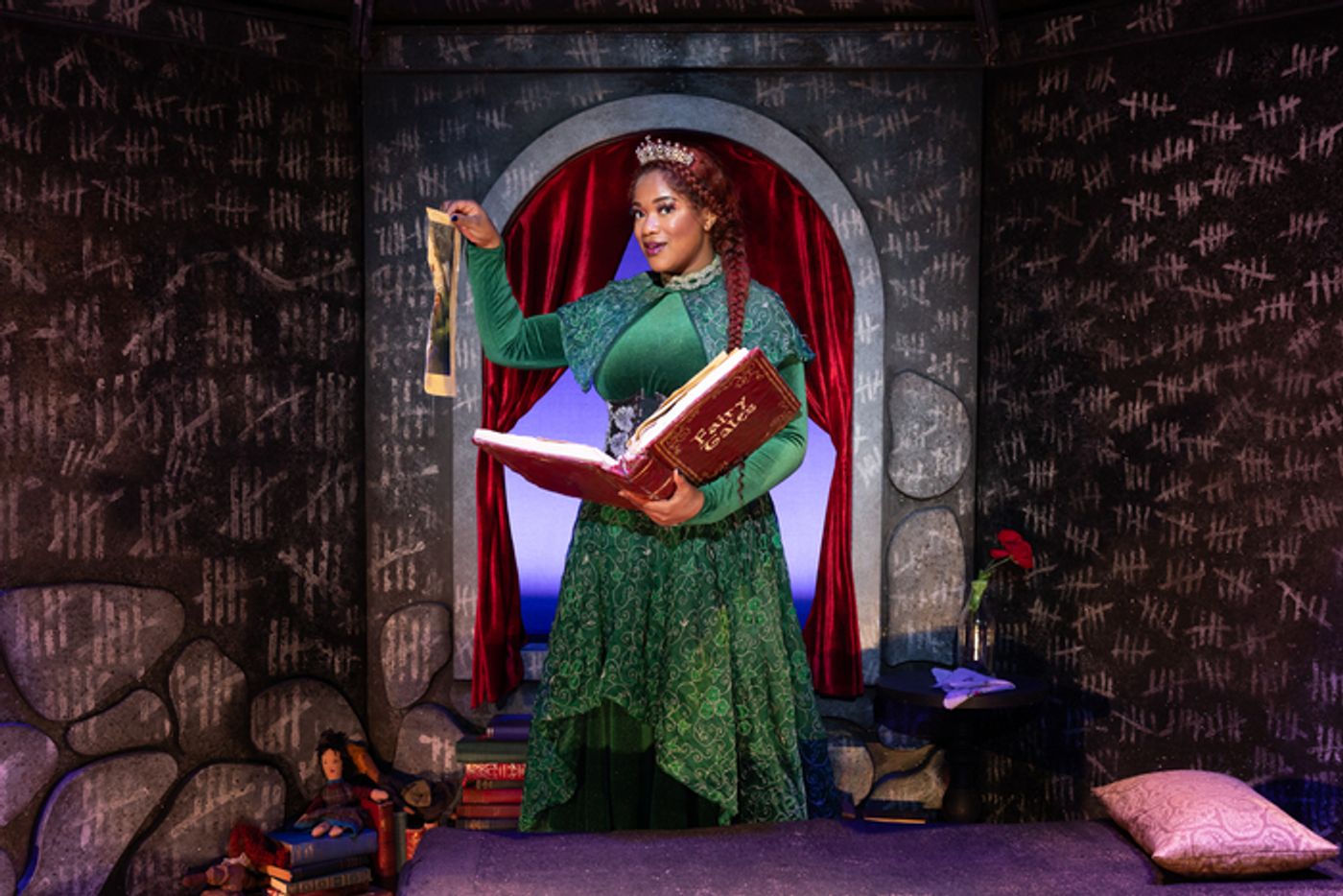 Photos: New Production Photos Released for Reimagined SHREK On Tour  Image