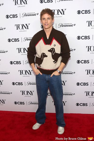 Eddie Redmayne Photo
