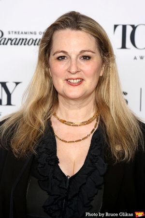 Shana Carroll  Photo