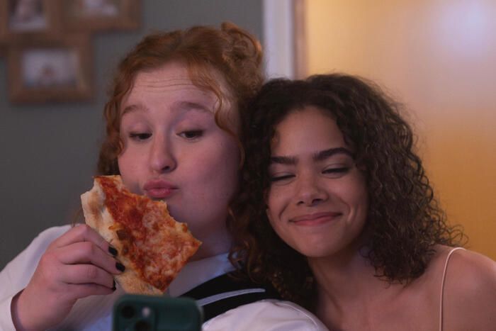 Photos: See Julia Lester in New Hulu Movie PROM DATES  Image