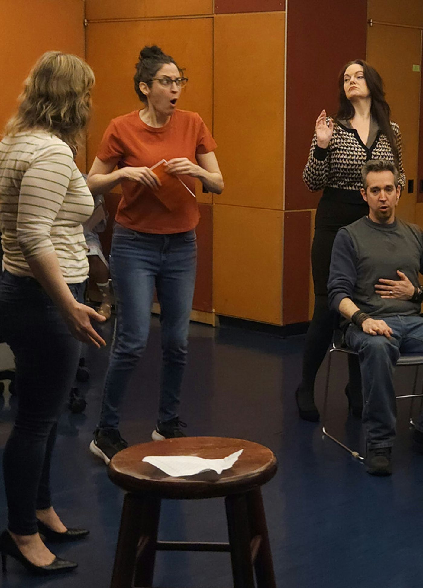 Photos: In Rehearsal With Retro Productions BETTYE AND THE JOCKETTES SPINNING RECORDS AT THE HOLIDAY INN  Image