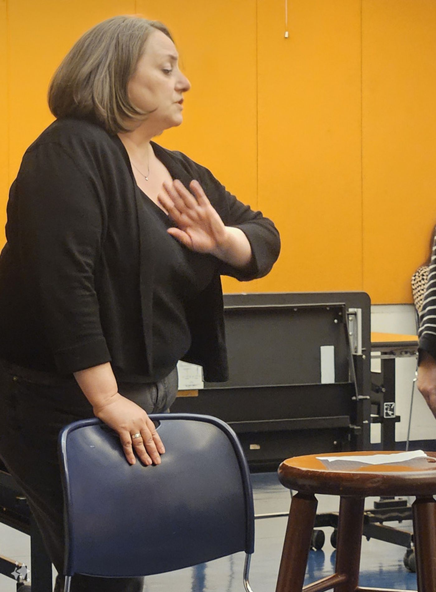 Photos: In Rehearsal With Retro Productions BETTYE AND THE JOCKETTES SPINNING RECORDS AT THE HOLIDAY INN  Image