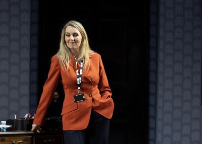 Debra Stephenson Photo