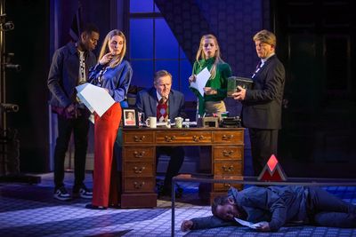 Jason Callender, Debra Stephenson, Matthew Cottle, Natalie Dunne, William Oxborrow, R Photo