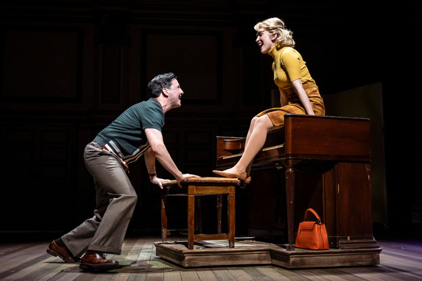 Photos: First Look At BEAUTIFUL: THE CAROLE KING MUSICAL At Paramount Theatre  Image