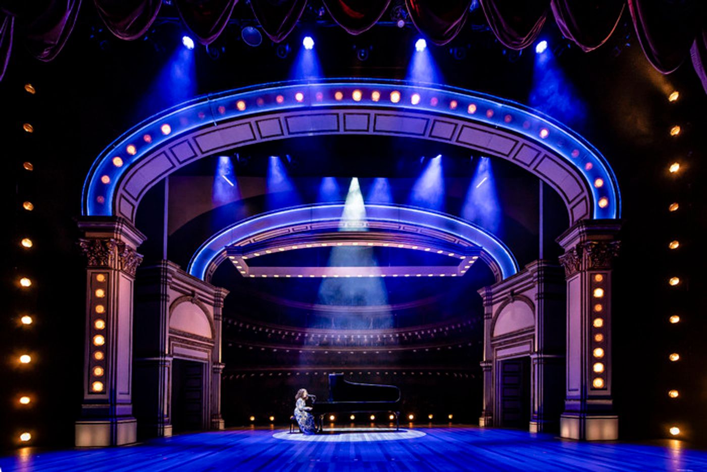 Photos: First Look At BEAUTIFUL: THE CAROLE KING MUSICAL At Paramount Theatre  Image