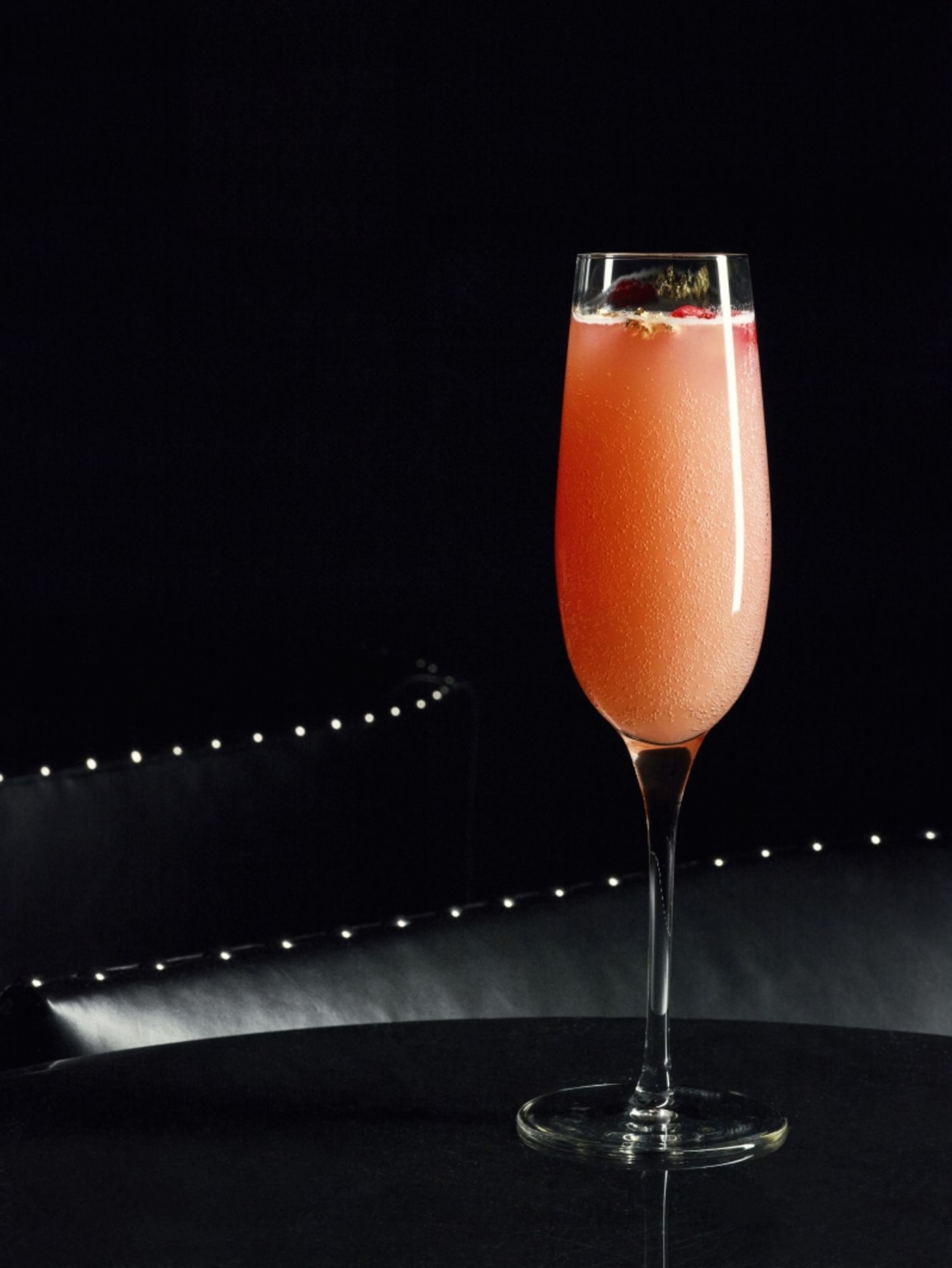 BWW Bar Buzz: two fifteen at PUBLIC Hotel-Plan Your Glamorous Night Out BWW Bar Buzz: two fifteen at PUBLIC Hotel-Plan Your Glamorous Night Out Image