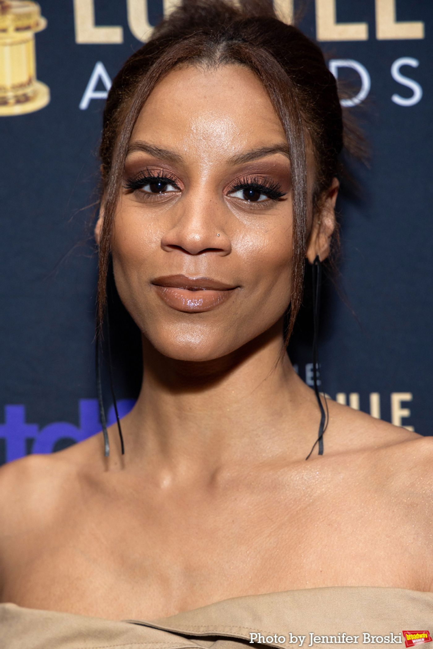 Photos: On the Red Carpet at the 39th Annual Lucille Lortel Awards  Image