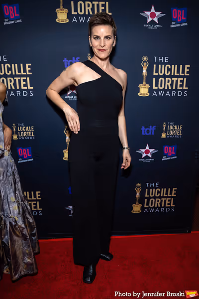 Jenn Colella Photo