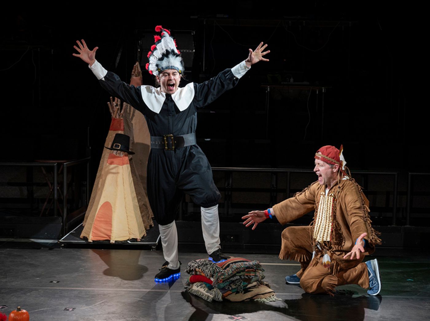 Photos: Steppenwolf Theatre Presents THE THANKSGIVING PLAY Chicago Premiere!  Image