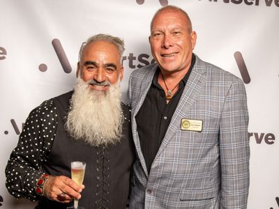 Eddy Rodriguez, Seacoast Bank; award-winner Jim Hammond, ArtServe Board Chair Molly T Photo