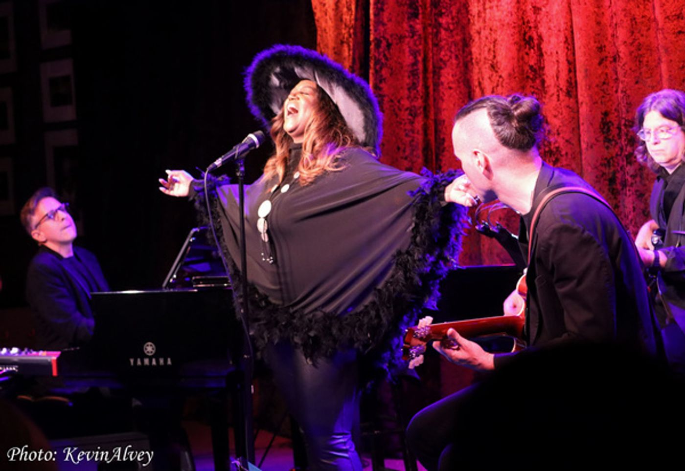 Photos: Wendy Moten Returns To The Birdland Stage  Image