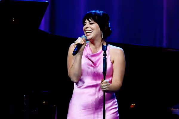 Krysta Rodriguez Photo