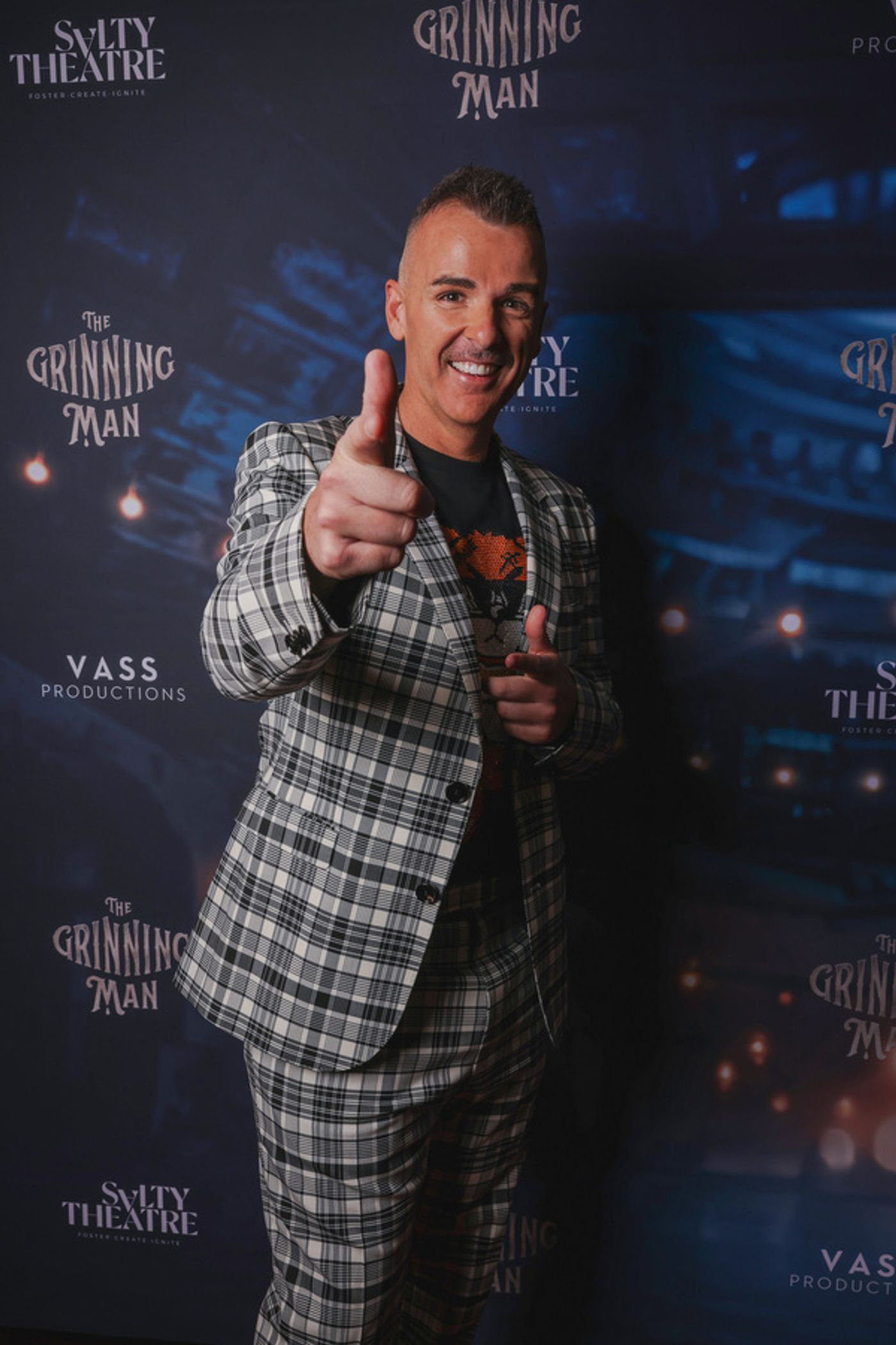 Photos: On The Red Carpet At Opening Night Of THE GRINNING MAN  Image