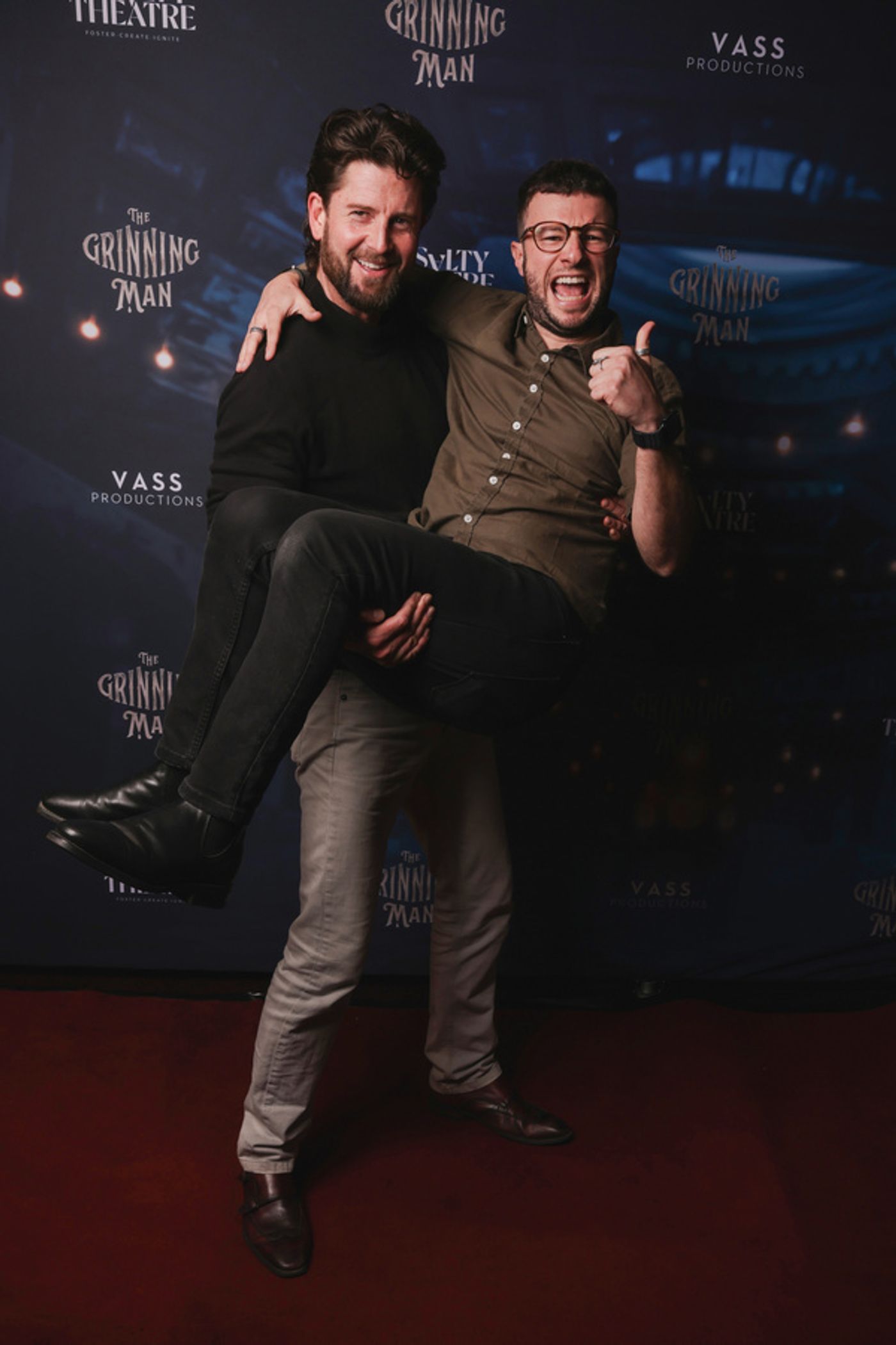 Photos: On The Red Carpet At Opening Night Of THE GRINNING MAN  Image