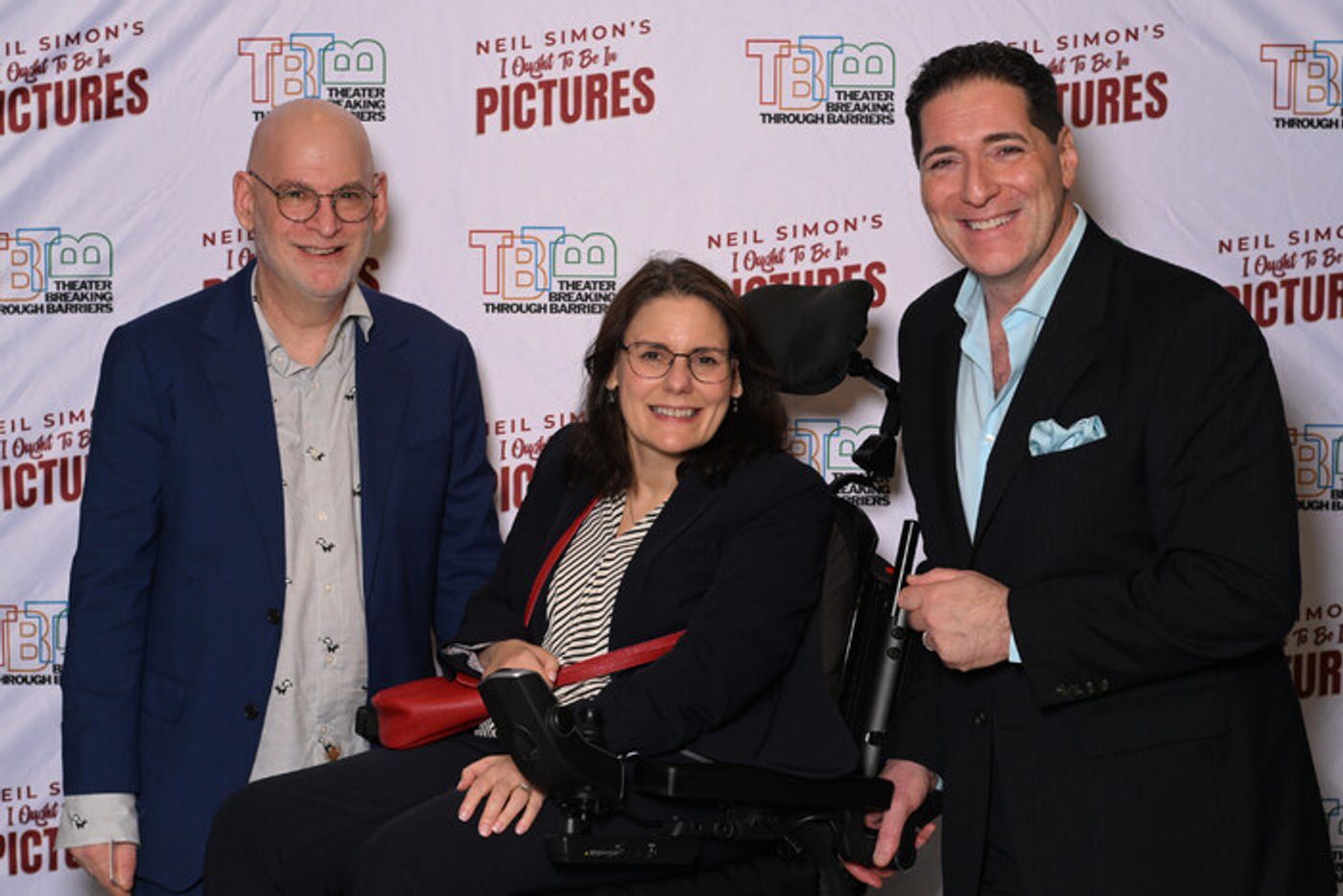 Photos: Theatre Breaking Though Barrier's I OUGHT TO BE IN PICTURES Celebrates Opening Night  Image