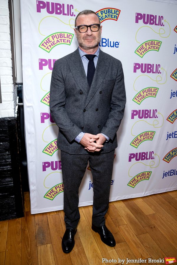 Liev Schrieber Photo