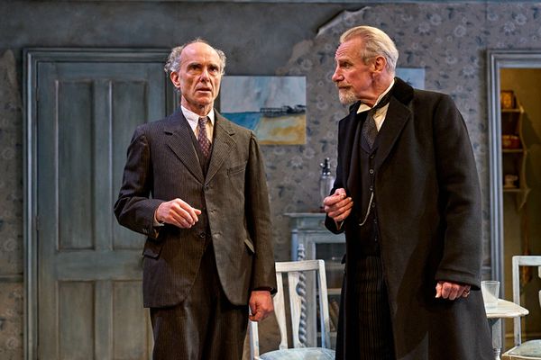 Finbar Lynch, Nicholas Farrell Photo