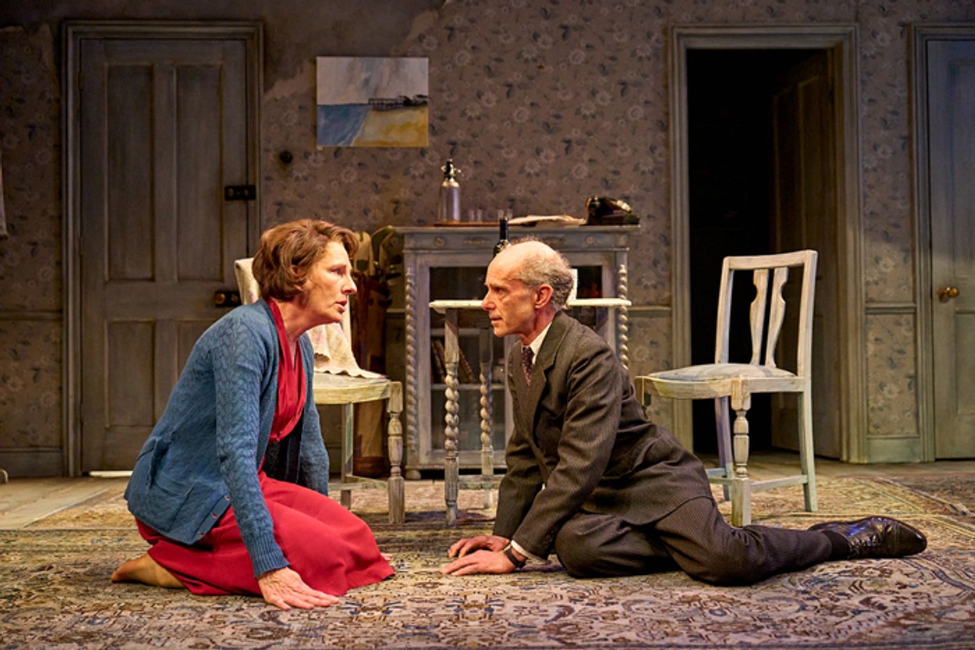 Photos: First Look at THE DEEP BLUE SEA at Theatre Royal Bath  Image