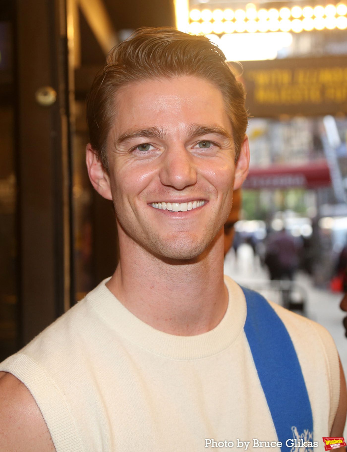 Photos: See Rachel Zegler, Julianne Hough & More at ILLINOISE Gala Celebration  Image