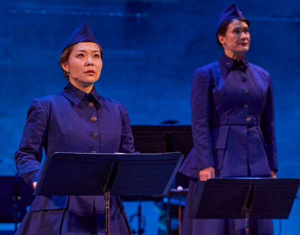 Lisa Helmi Johanson and Lili Thomas Photo