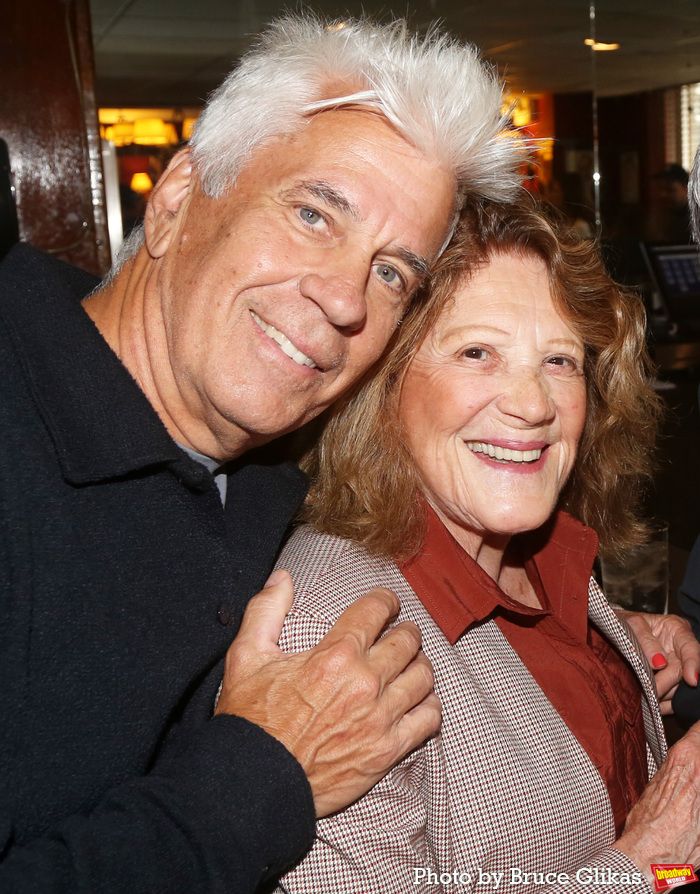 Photos: APPROPRIATE's Sarah Paulson Receives Portrait at Sardi's — photo 28 of 35