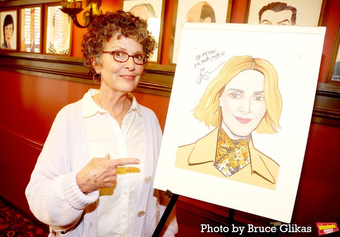 Photos: APPROPRIATE's Sarah Paulson Receives Portrait at Sardi's — photo 21 of 35