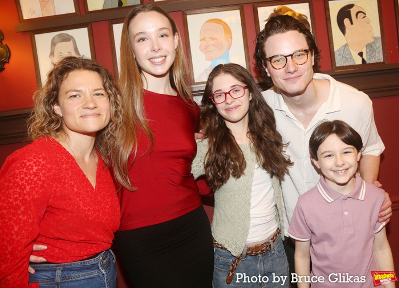 Photos: APPROPRIATE's Sarah Paulson Receives Portrait at Sardi's  Image