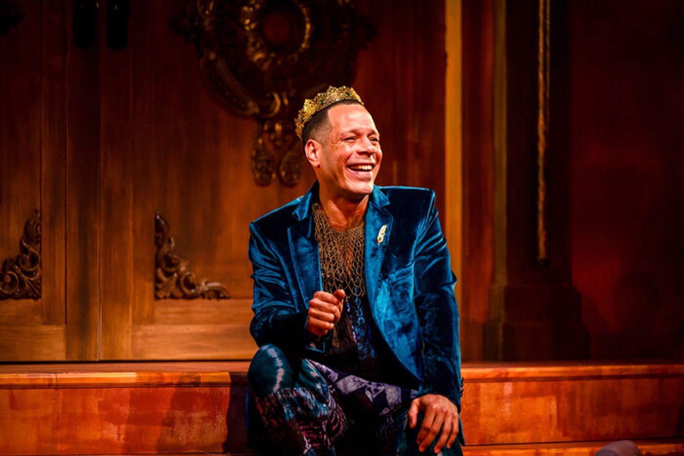 Photos: First Look At METAMORPHOSES At Folger Theatre  Image