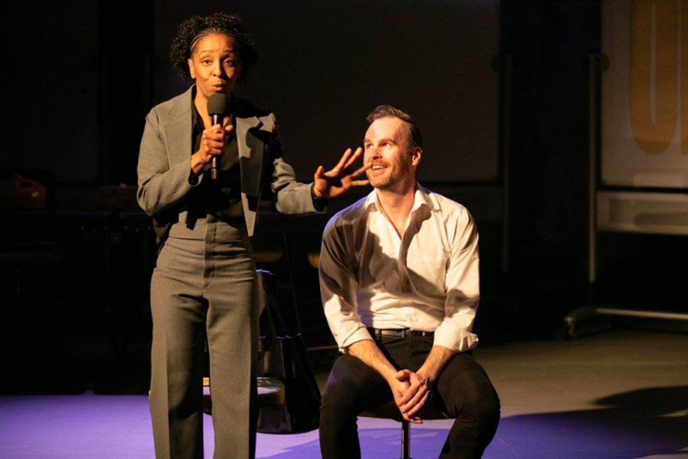 Review: A JUMPING-OFF POINT at The Jungle Theater  Image