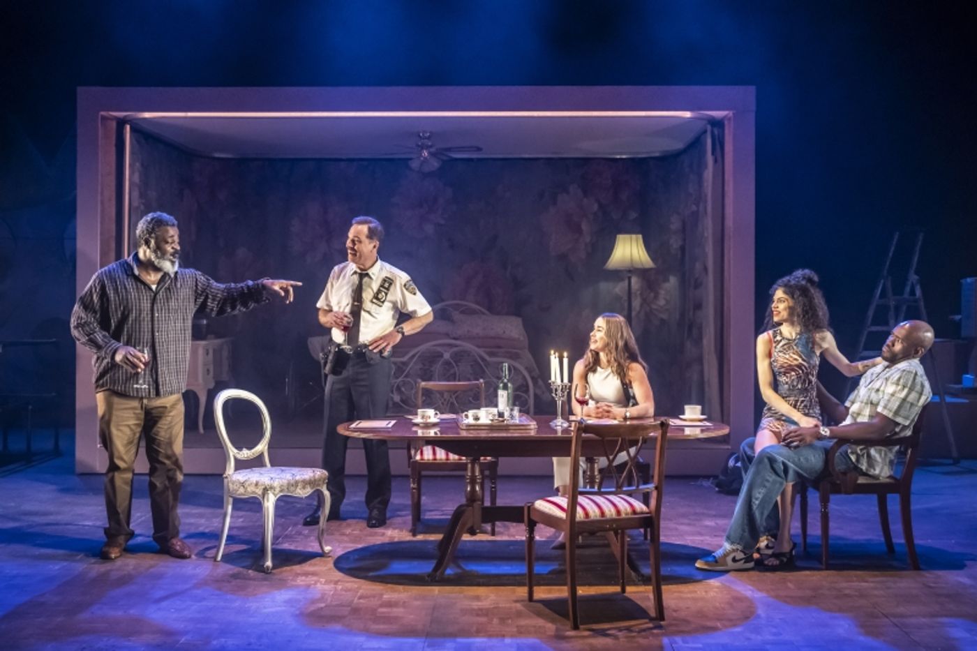 Review: BETWEEN RIVERSIDE AND CRAZY, Hampstead Theatre  Image