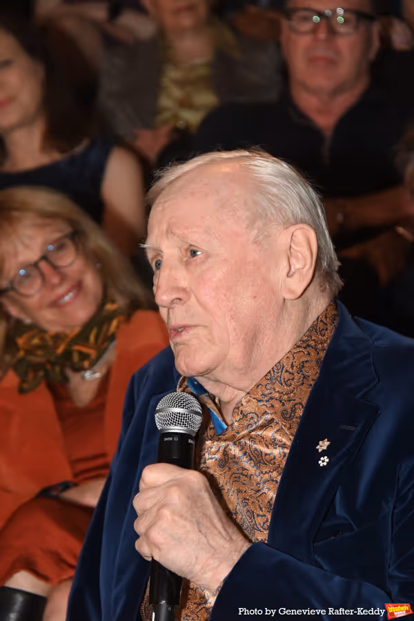 Len Cariou Photo