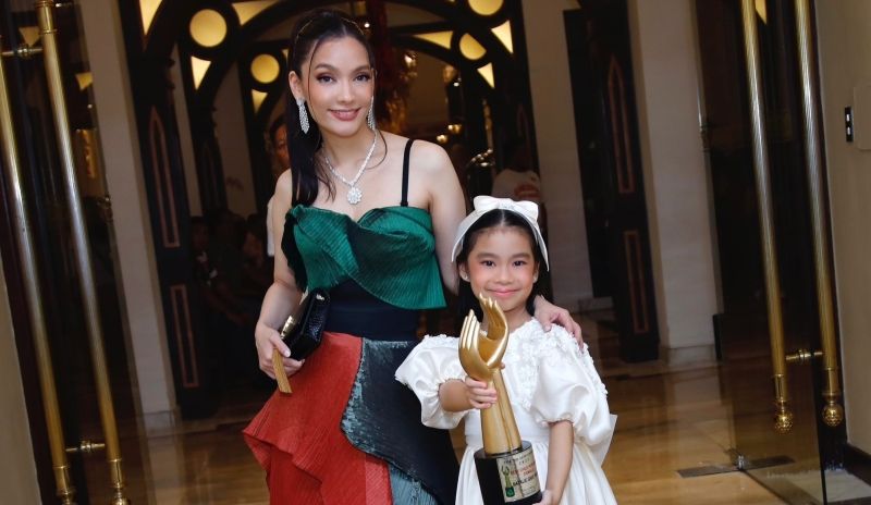 Natalie Yanson: A Rising Singing Star at 9  Image