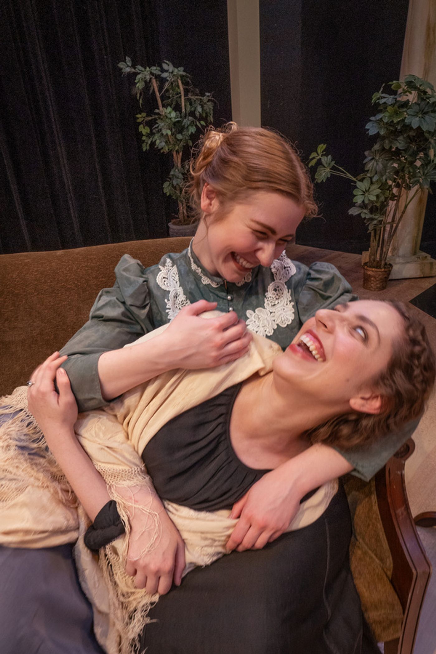 Photos: First Look At THREE SISTERS, FOUR WOMEN At Lost Nation Theater  Image