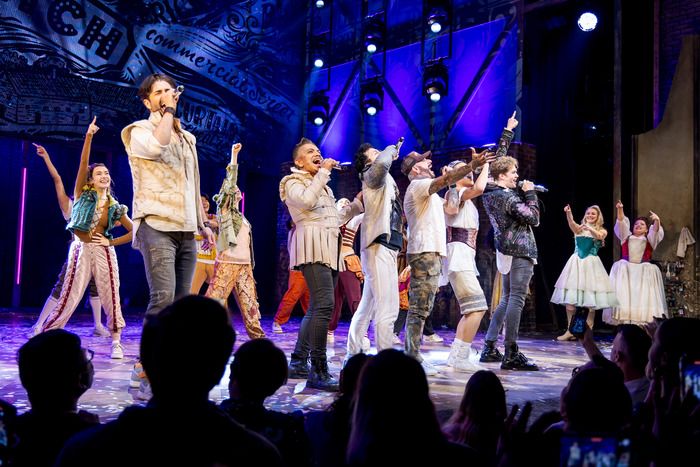 Photos/Video: & JULIET Welcomes Backstreet Boy AJ McLean for A Sing-Along — photo 12 of 20