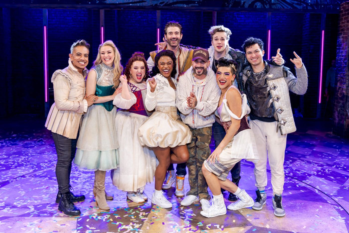 Photos/Video: & JULIET Welcomes Backstreet Boy AJ McLean for A Sing-Along  Image